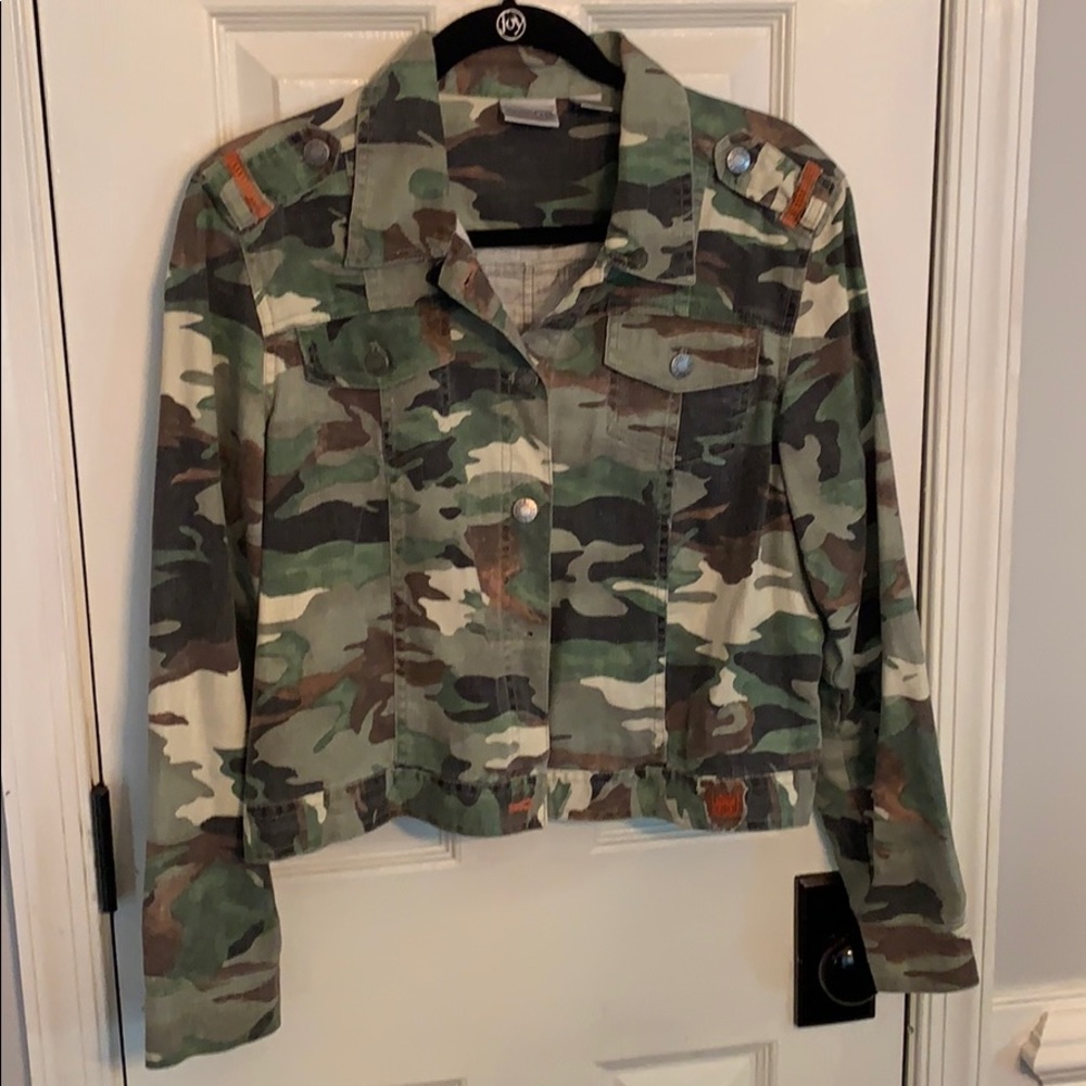 CHICO’S CAMO JACKET - Size 1